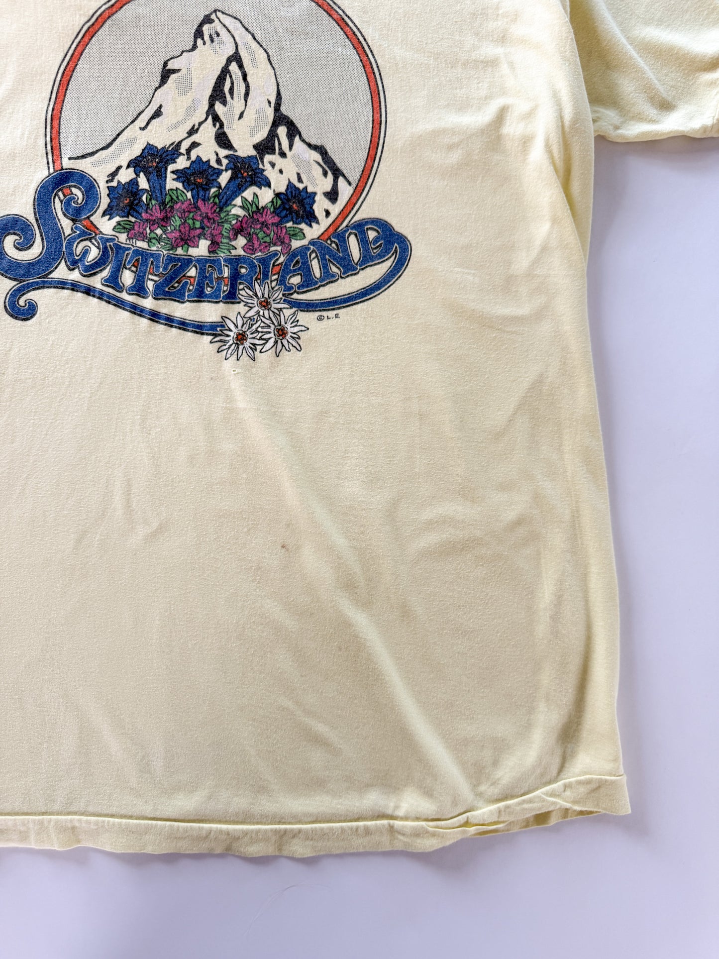 Vintage 1980s Switzerland Souvenir Tshirt