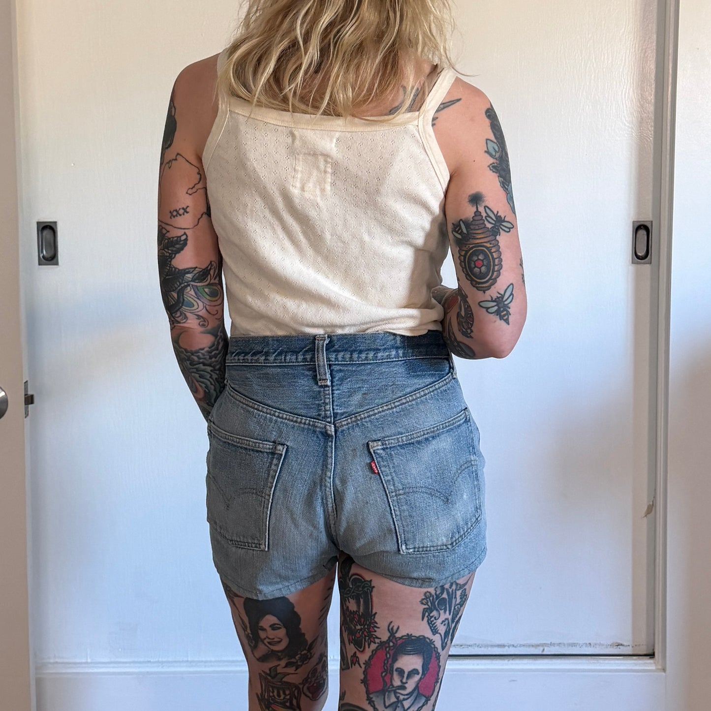 Vintage 1990s Levi's 501 selvedge red line blue denim shorts