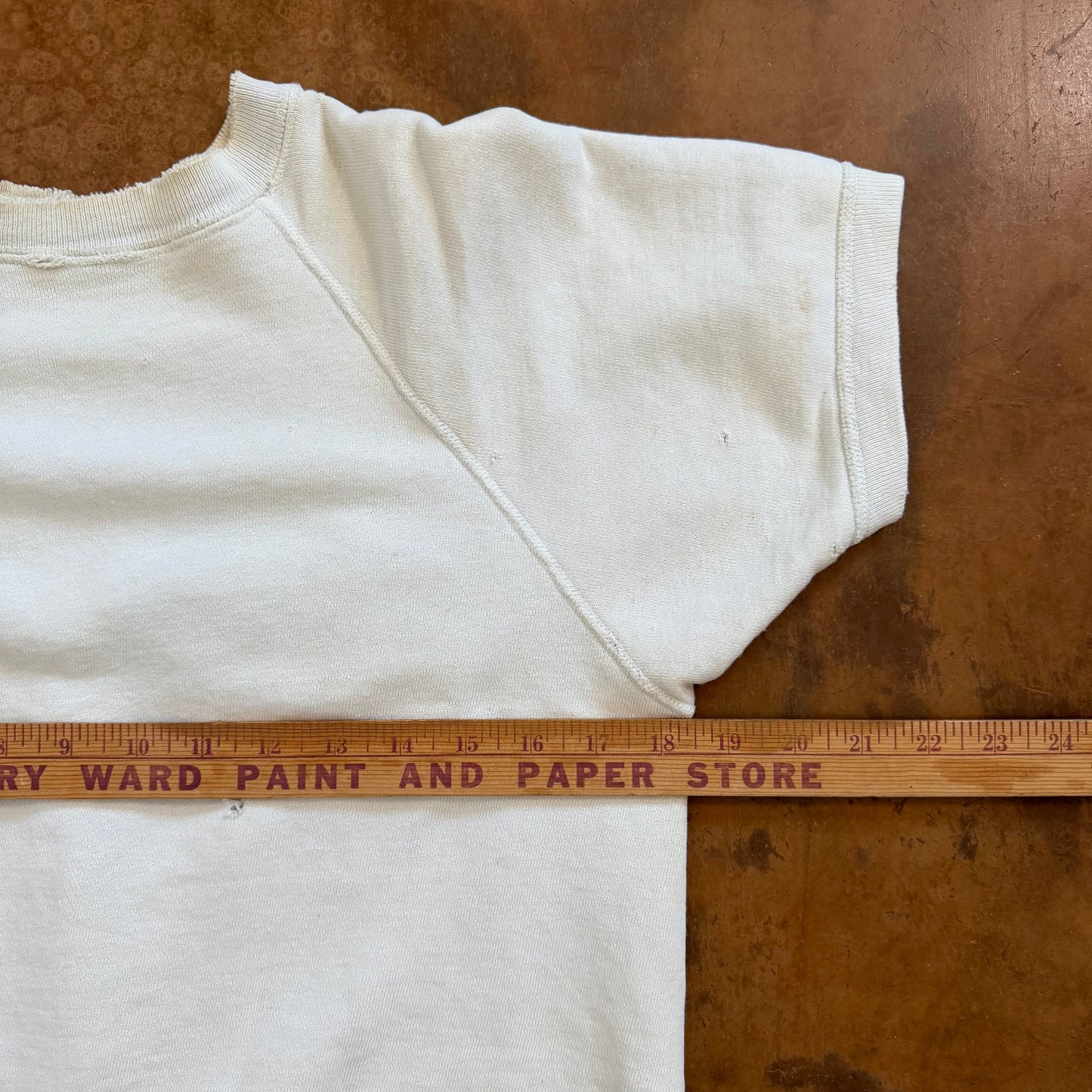 Vintage 1950s Cotton Short Sleeve Sweatshirt Distressed White Raglan Crewneck
