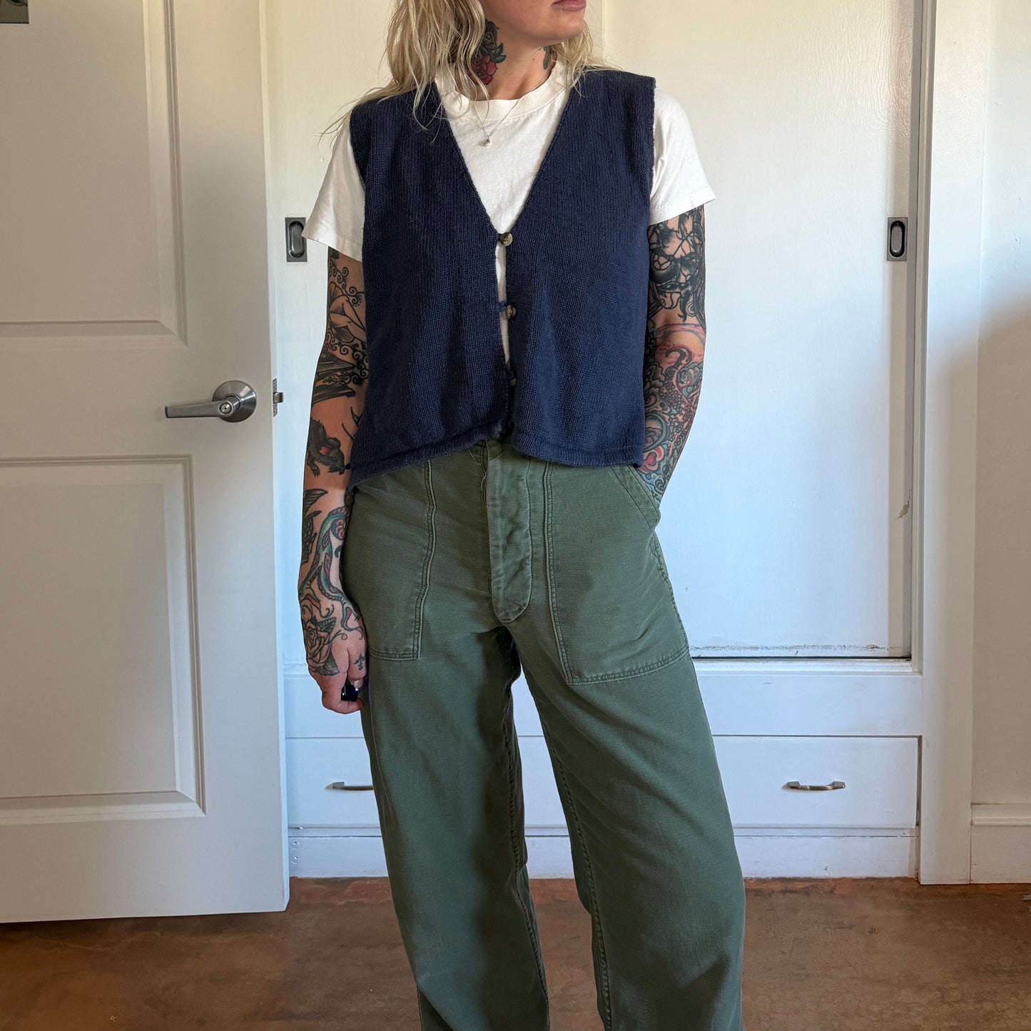 Vintage 1990s Segue knit navy blue button down vest