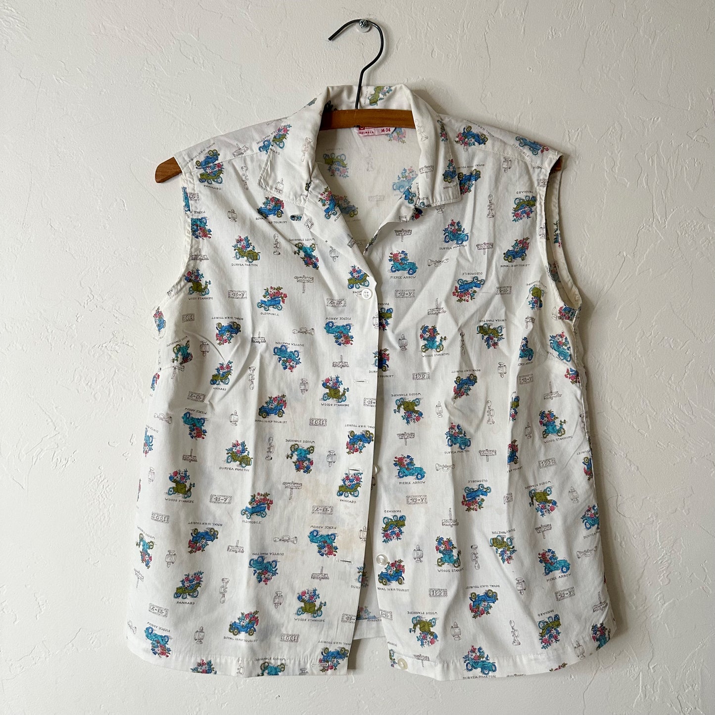 50s Antique Car Print Sleeveless shirt