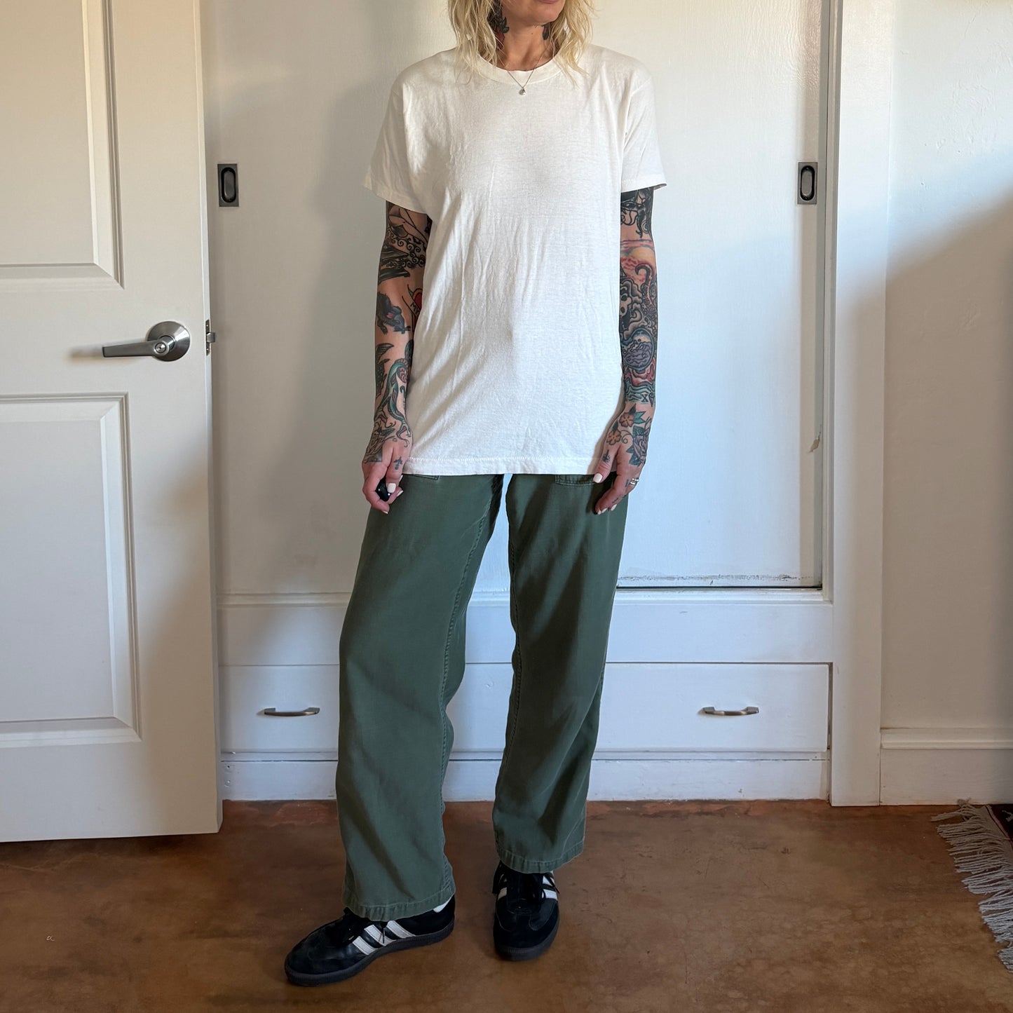 Vintage 1980s off White cotton blank t-shirt