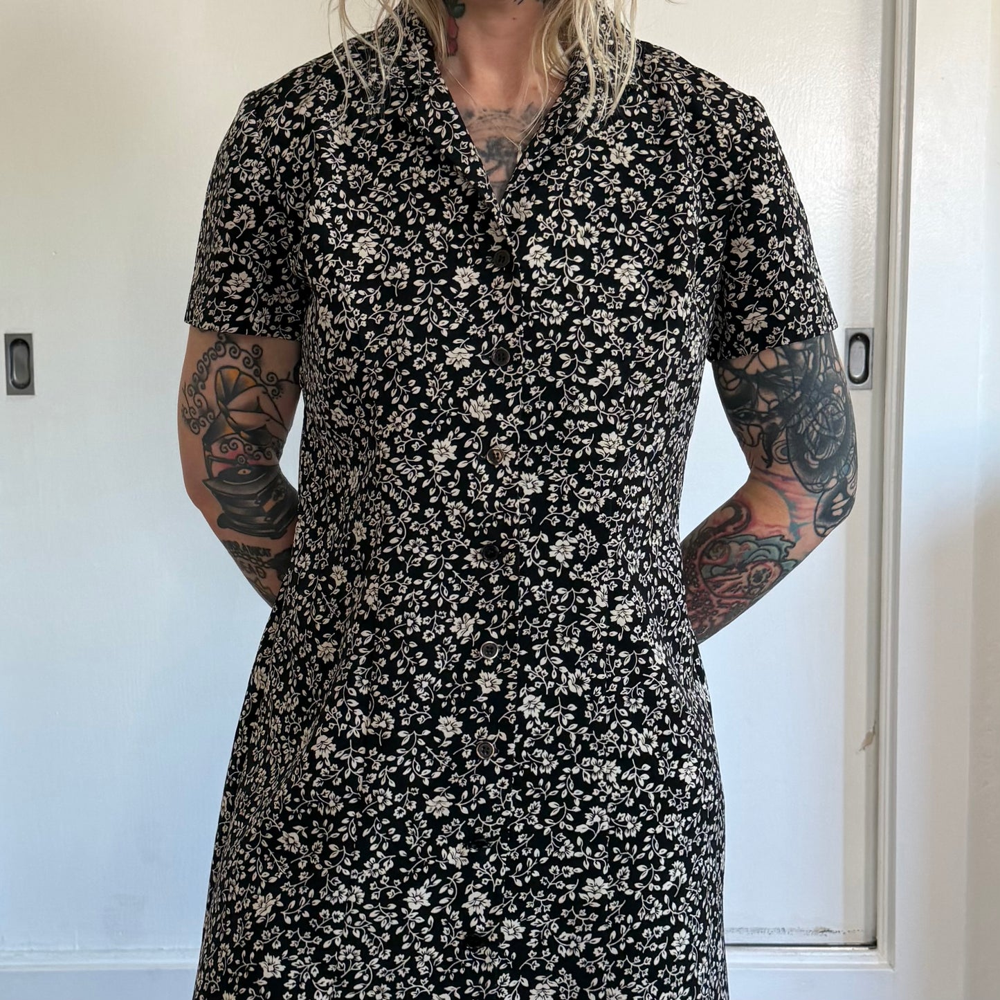 Vintage Talbots Black & White Floral Short Sleeve Dress