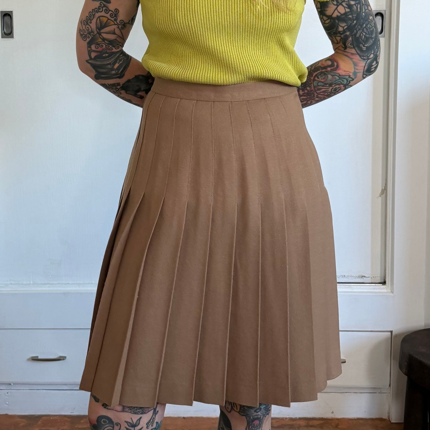 Vintage 1980s Camel Tan Wool Pleated Skirt