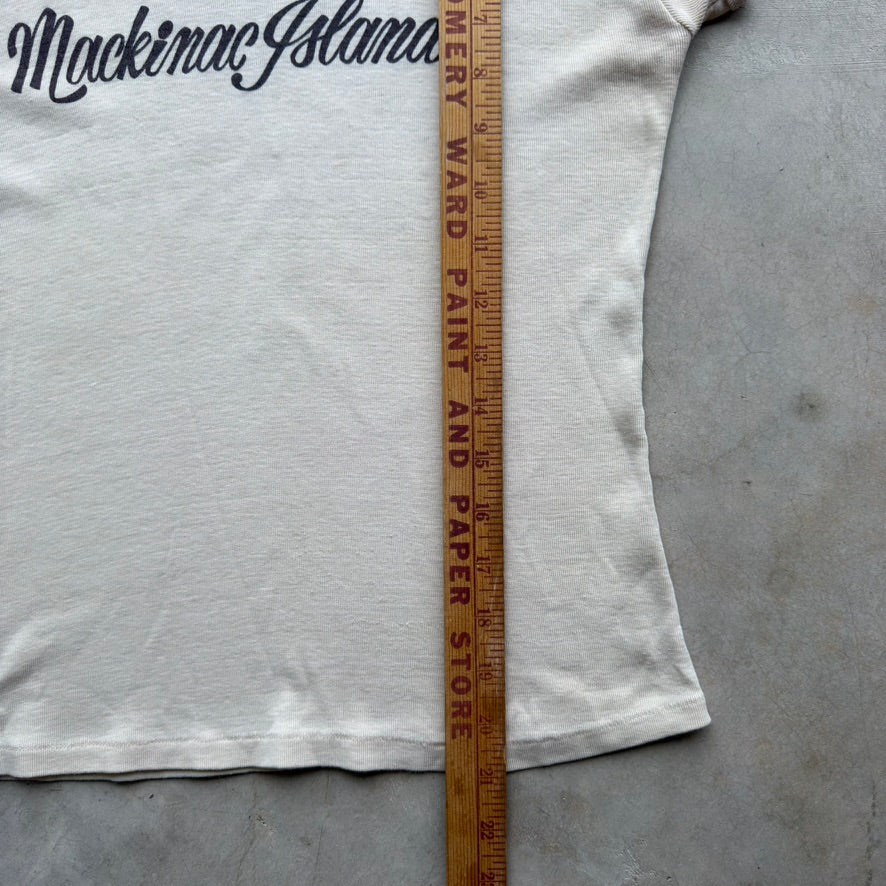 Vintage 1970s Mackinac Island Baby Tee Cream Graphic Souvenir T-Shirt