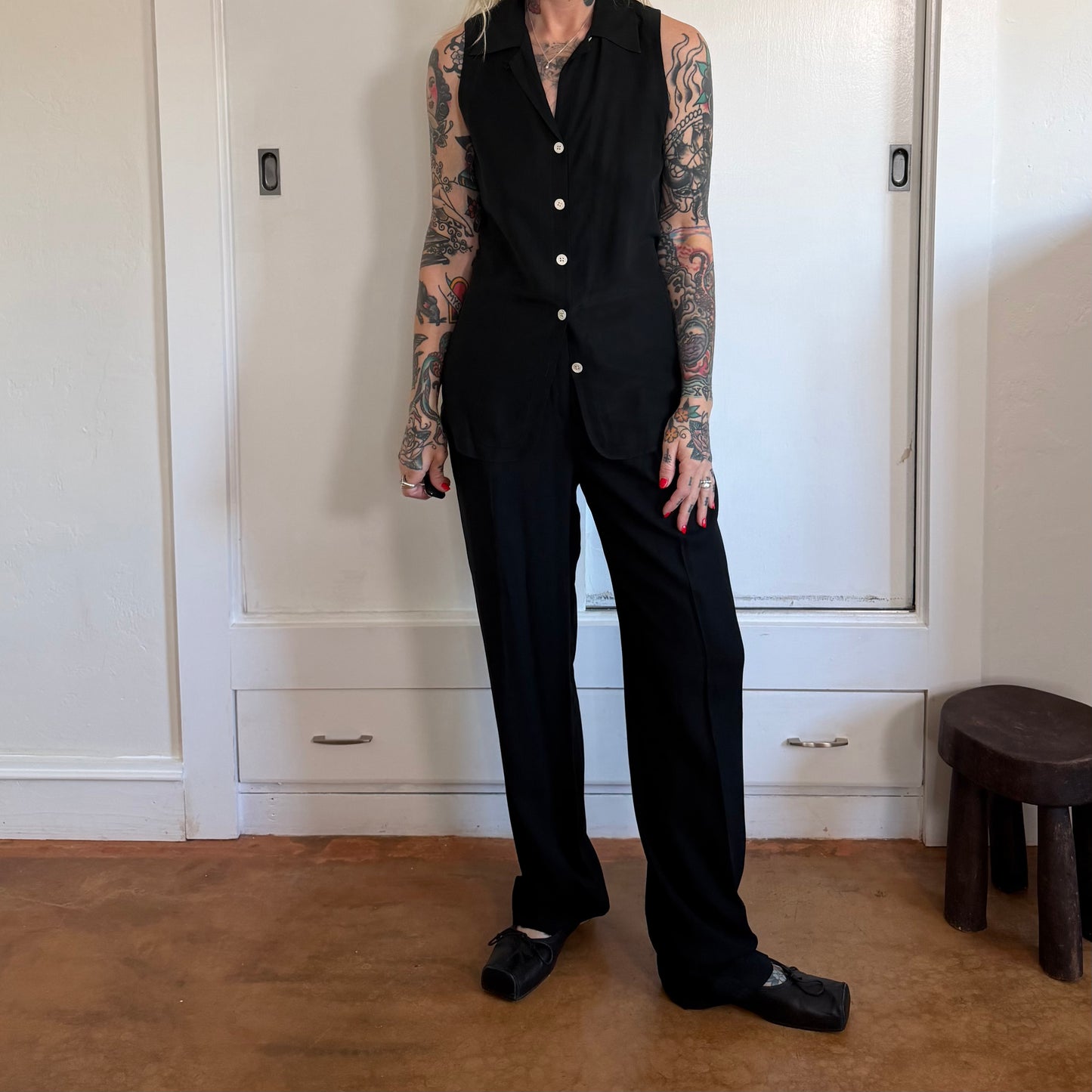 Vintage DKNY Black Silk Sleeveless Button Down Tunic Top