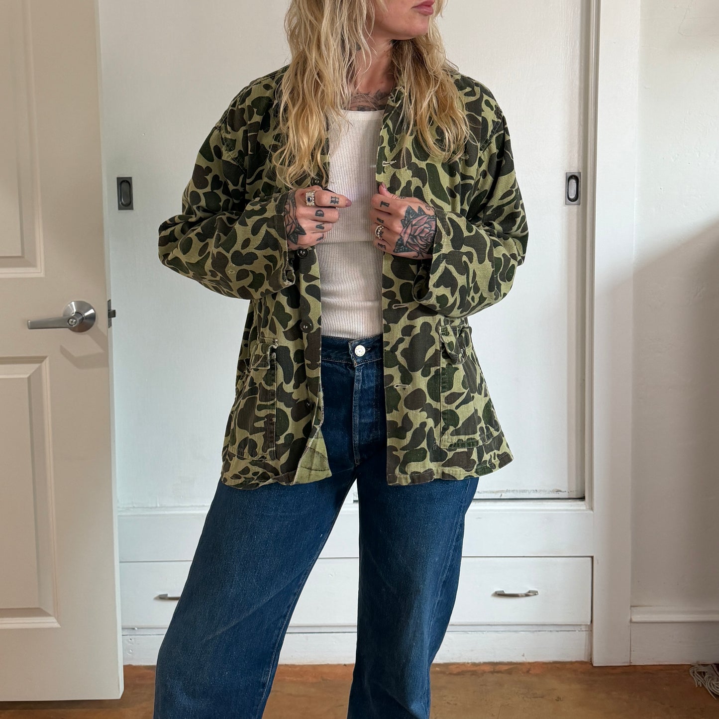 Vintage 1970s frog skin camo button up shirt jacket