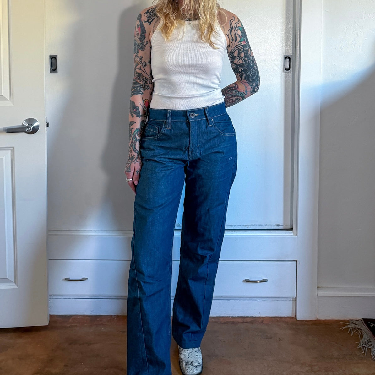 Urban Outfitters NWT BDG Jet Twisted Straight Leg Jean in Indigo