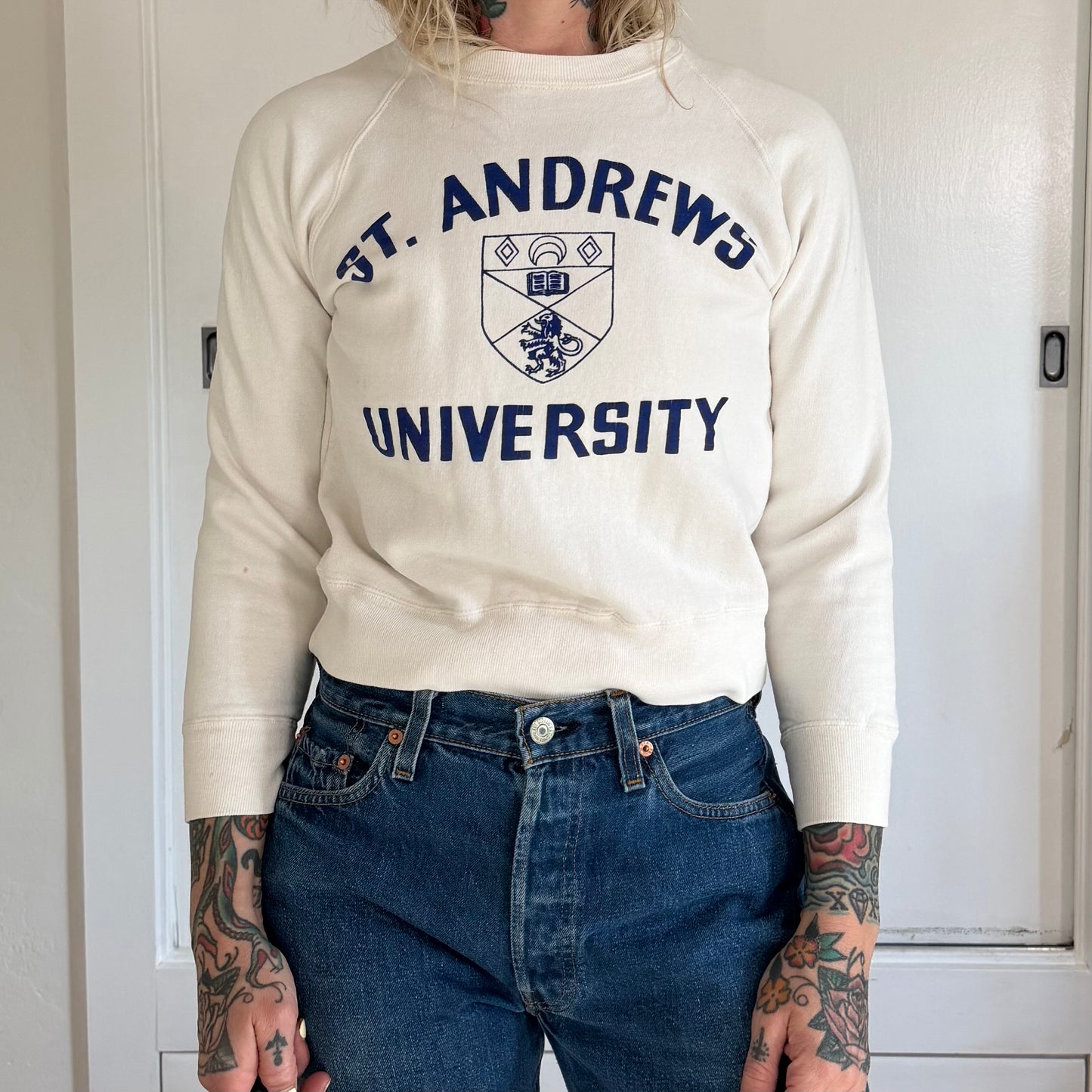 Vintage St Andrews University Sweatshirt Crest Raglan Pullover