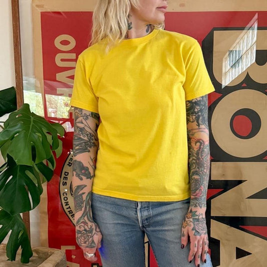 Vintage 1990s Yellow blank t shirt
