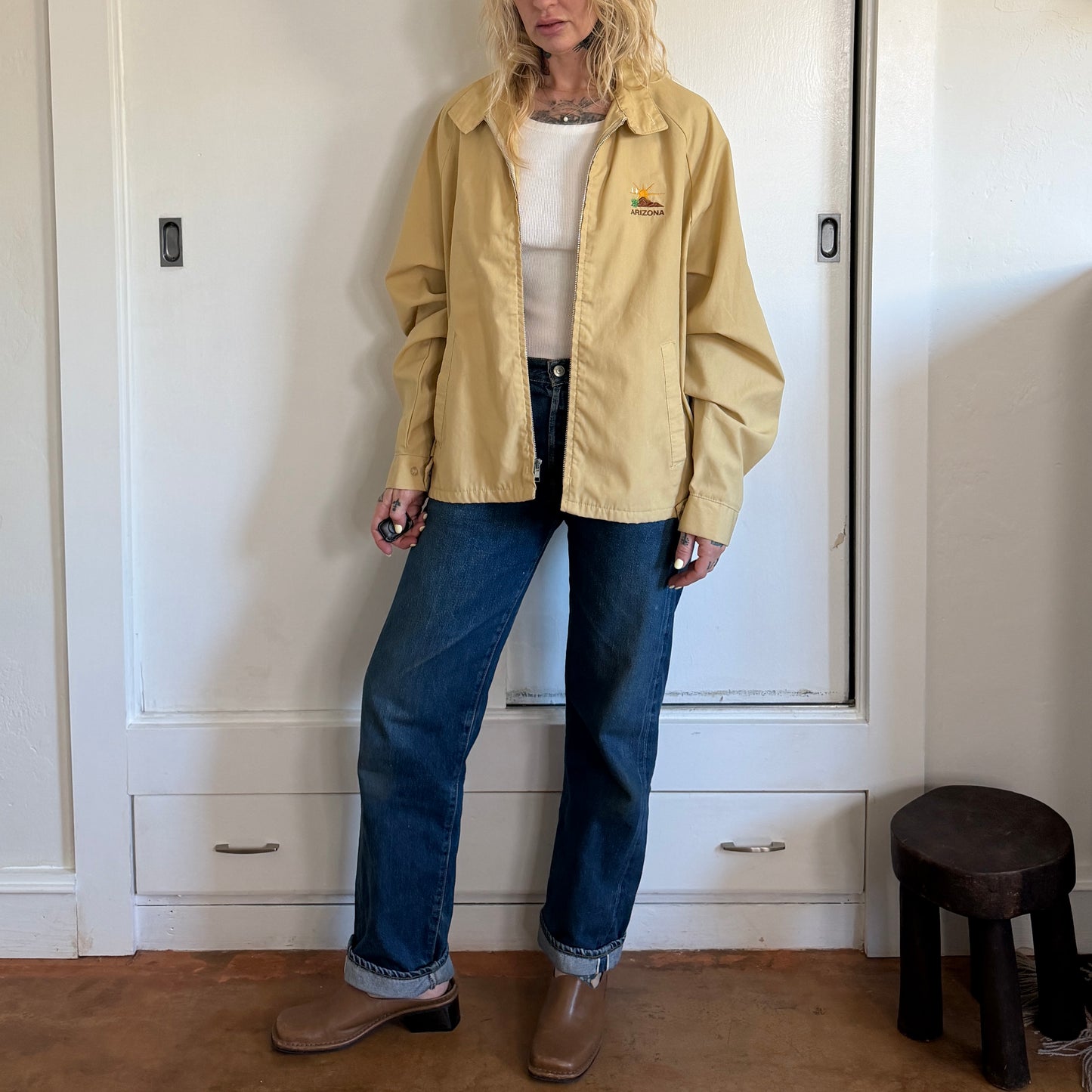 Vintage King Louis Pro Fit Jacket Tan with Arizona Desert Embroidery