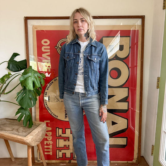 Vintage 1980s Levi’s Youth indigo medium wash type III denim jacket