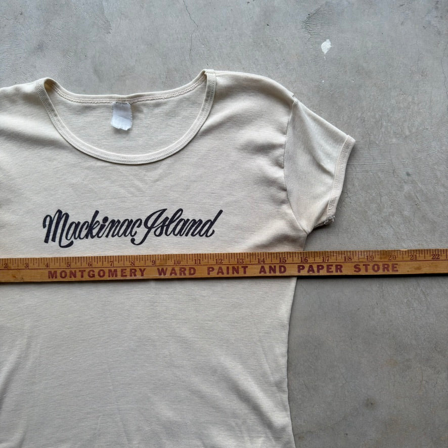 Vintage 1970s Mackinac Island Baby Tee Cream Graphic Souvenir T-Shirt