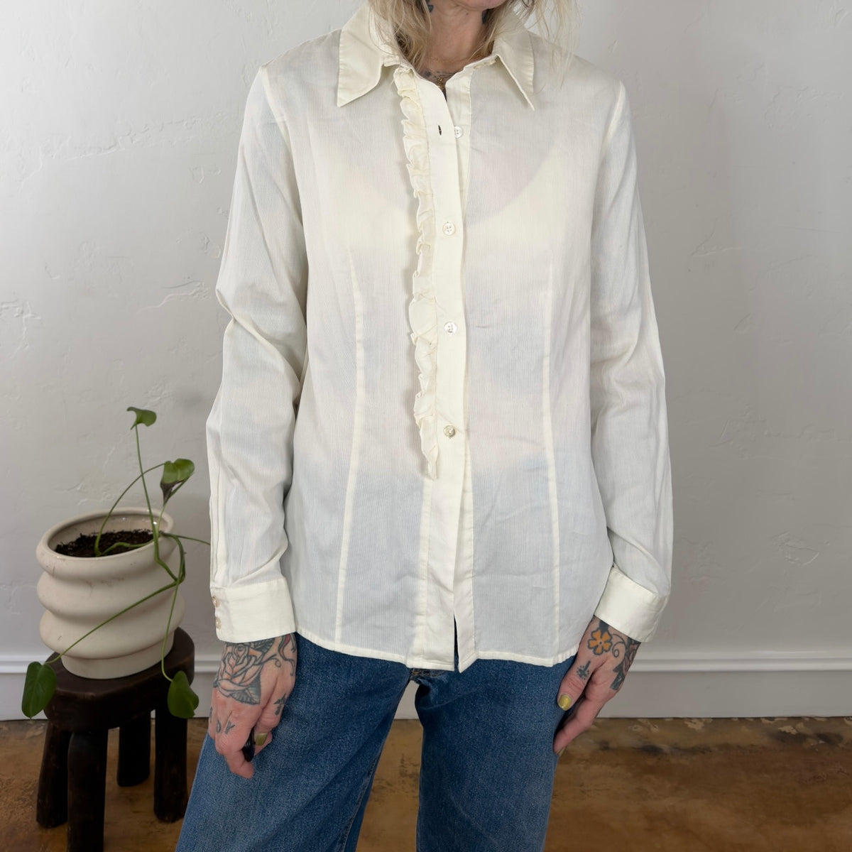 WilliSmith Vintage Cream Ruffle Front Button Down Cotton Blouse Large